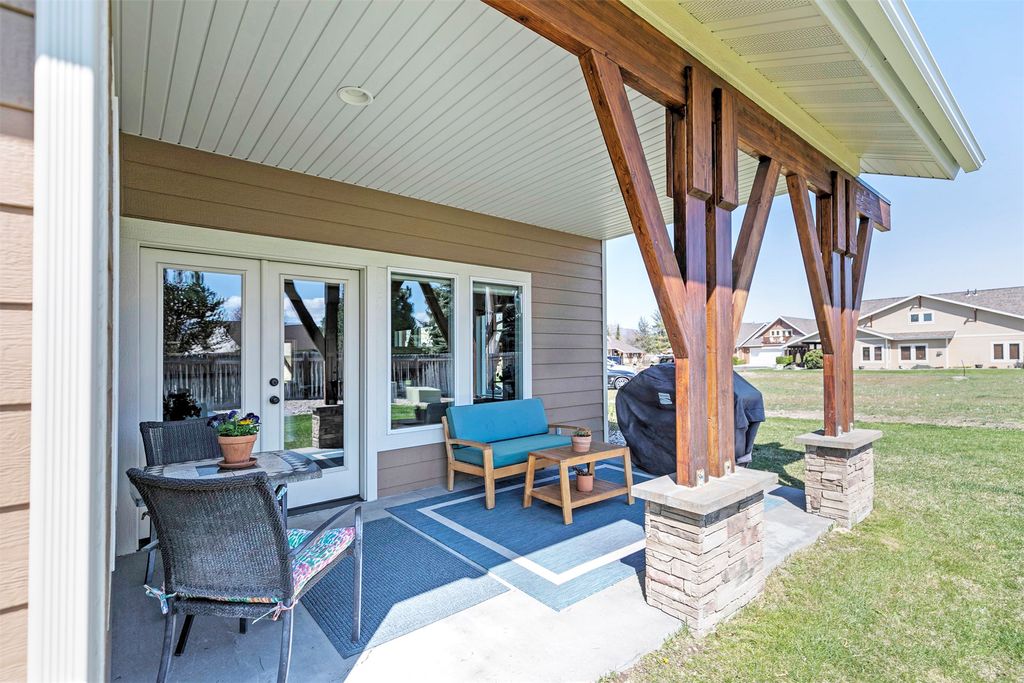 Photo of 10 Lone Pine Trail, Hamilton, MT 59840 (MLS # 30046855)