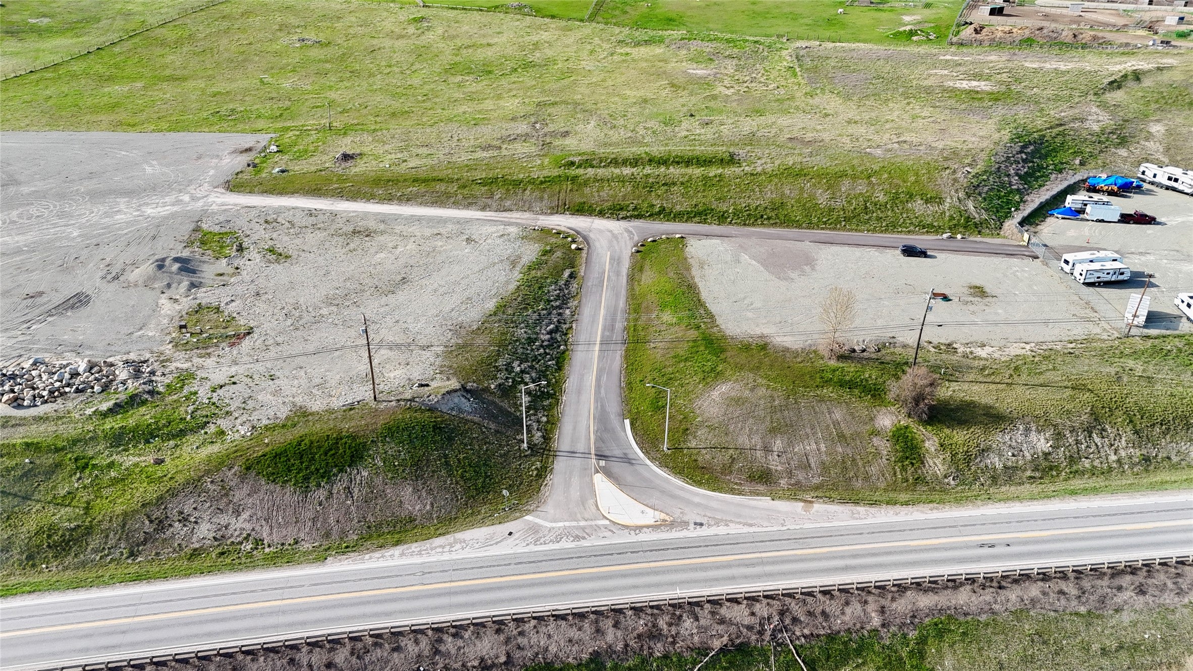 2621 Us Highway 2 W