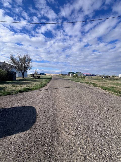 Tiny photo for 533 Fox Avenue, Sweet Grass, MT 59484 (MLS # 30071349)