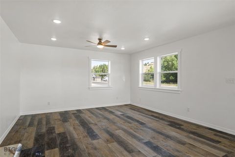 Tiny photo for 505 E Pennsylvania Street, Anaconda, MT 59711 (MLS # 30069653)