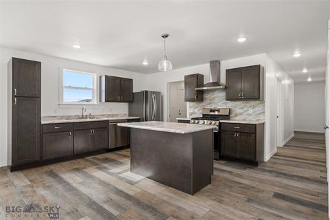 Tiny photo for 505 E Pennsylvania Street, Anaconda, MT 59711 (MLS # 30069653)