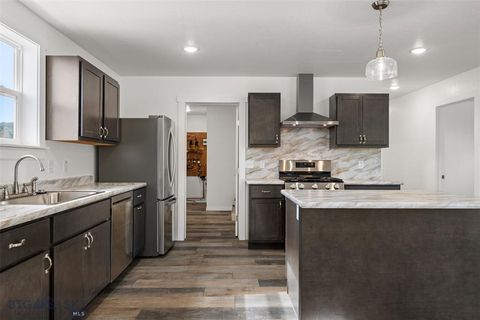Tiny photo for 505 E Pennsylvania Street, Anaconda, MT 59711 (MLS # 30069653)