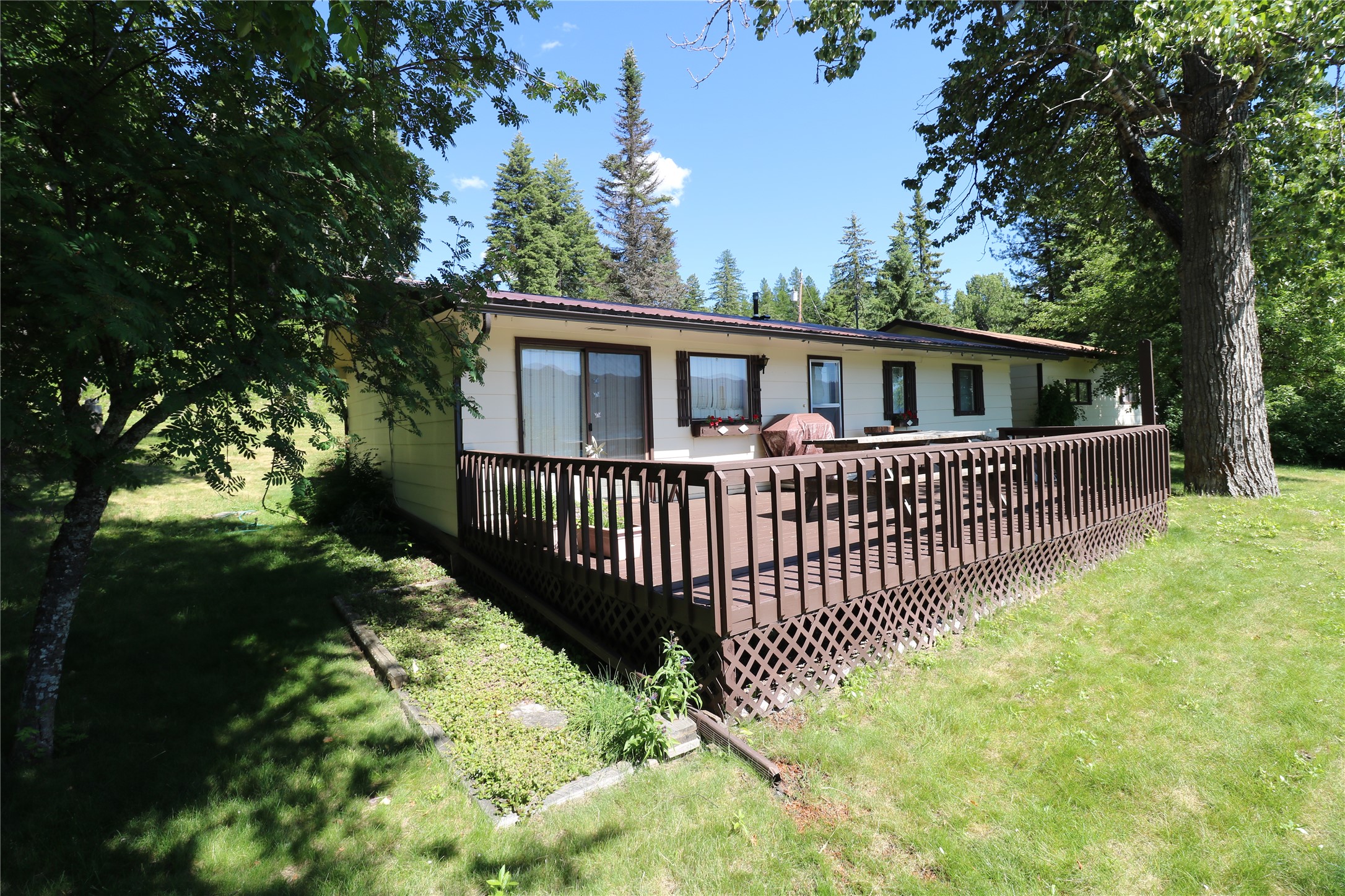 22545 Mt Highway 83