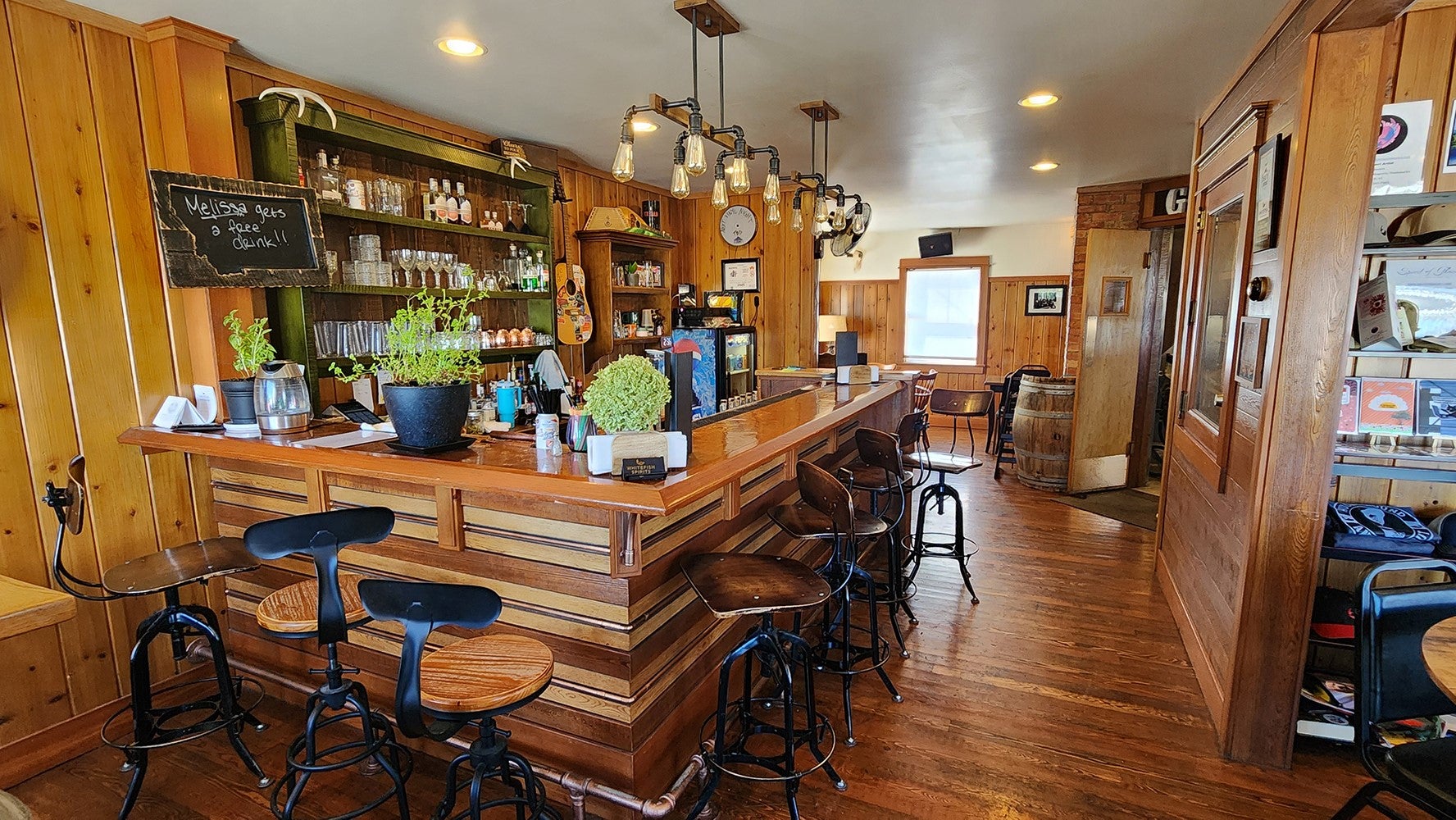 2134 US Hwy 2 E