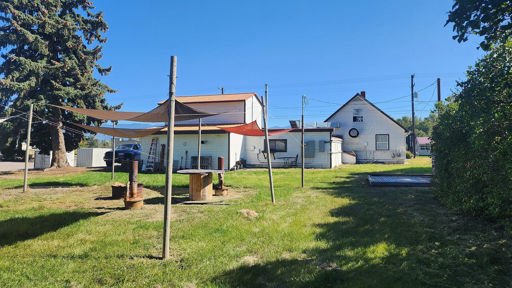 2134 US Hwy 2 E