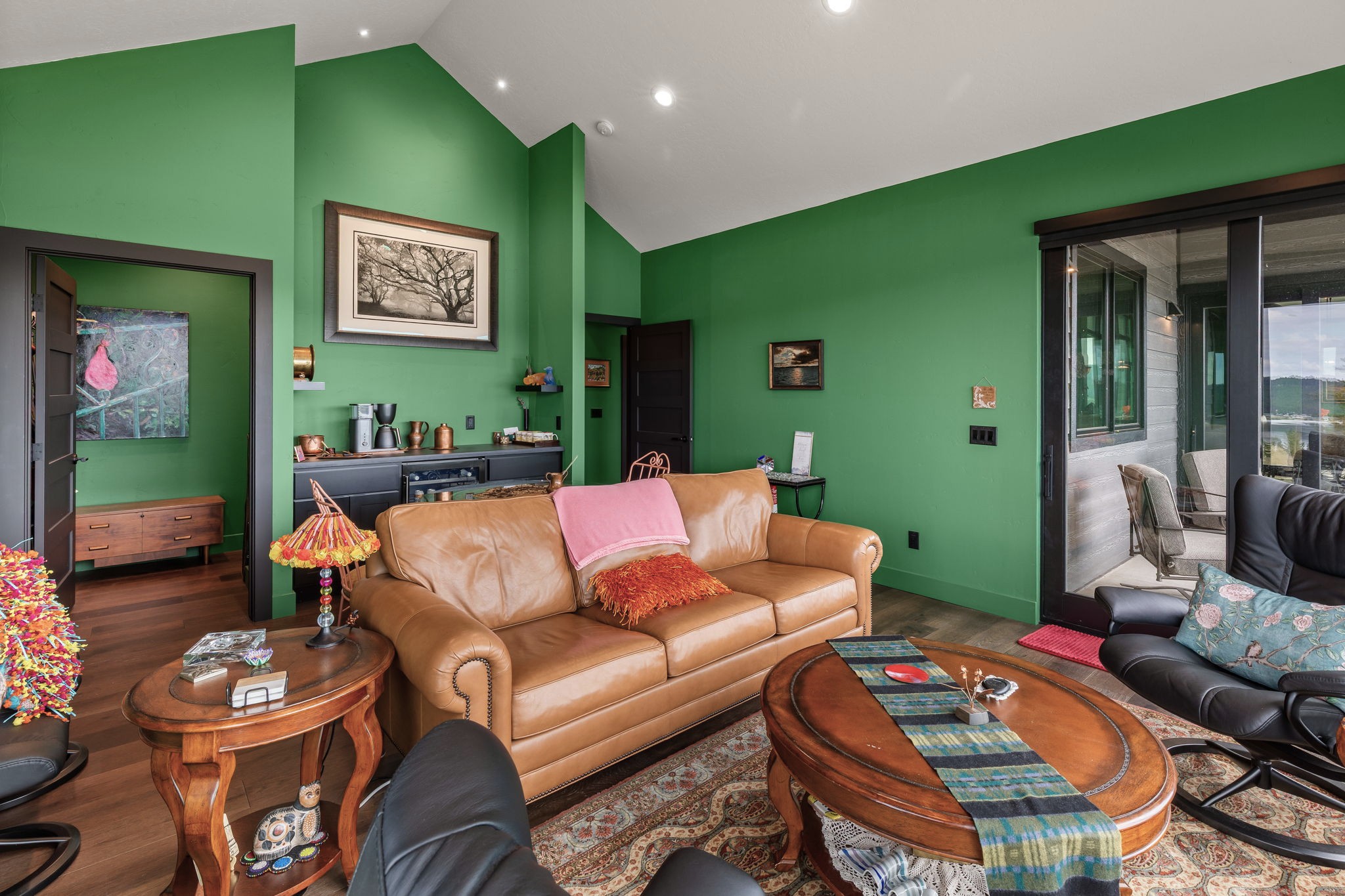 Anaconda, Montana 59711, United States, 4 Bedrooms Bedrooms, ,4 BathroomsBathrooms,Residential,Pending,184590