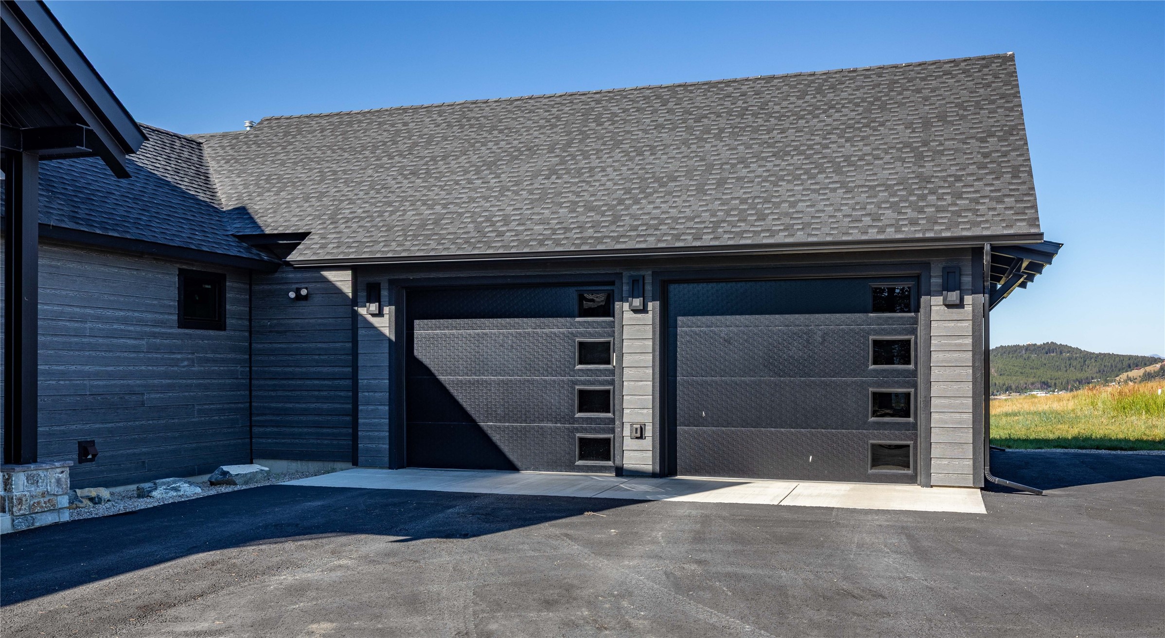 Anaconda, Montana 59711, United States, 4 Bedrooms Bedrooms, ,4 BathroomsBathrooms,Residential,Pending,184590