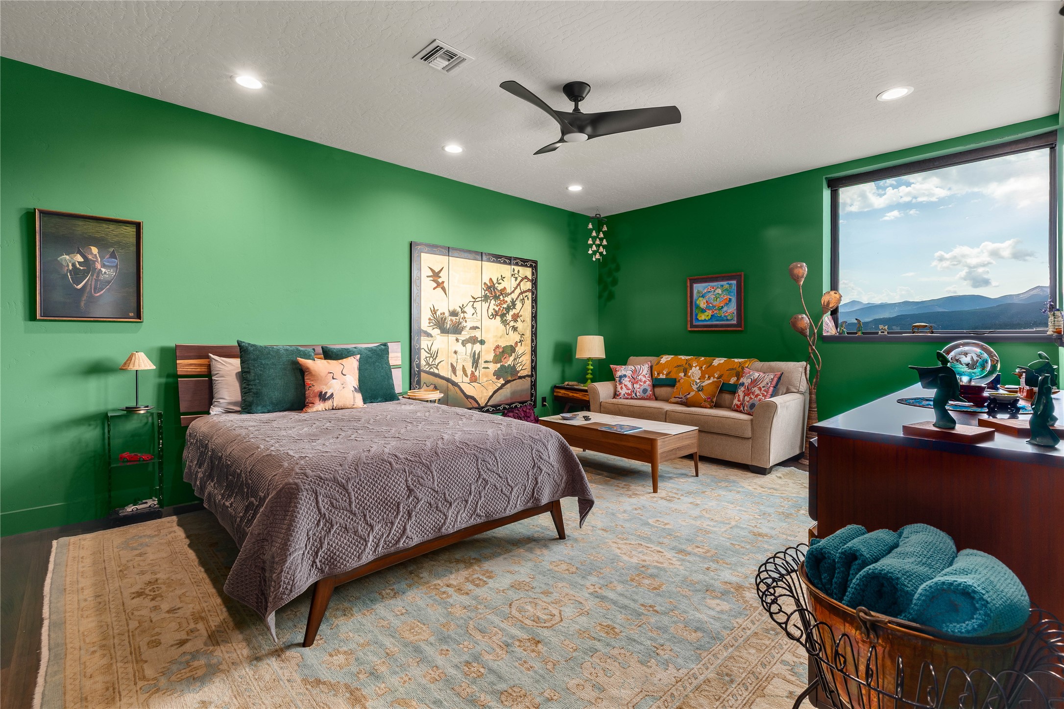 Anaconda, Montana 59711, United States, 4 Bedrooms Bedrooms, ,4 BathroomsBathrooms,Residential,Pending,184590