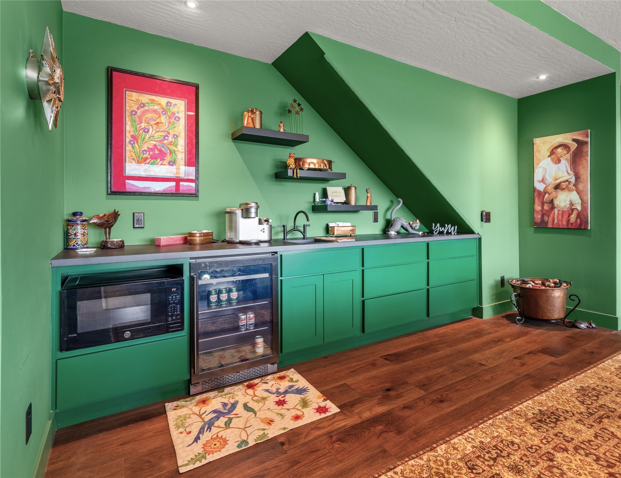 Anaconda, Montana 59711, United States, 4 Bedrooms Bedrooms, ,4 BathroomsBathrooms,Residential,Pending,184590