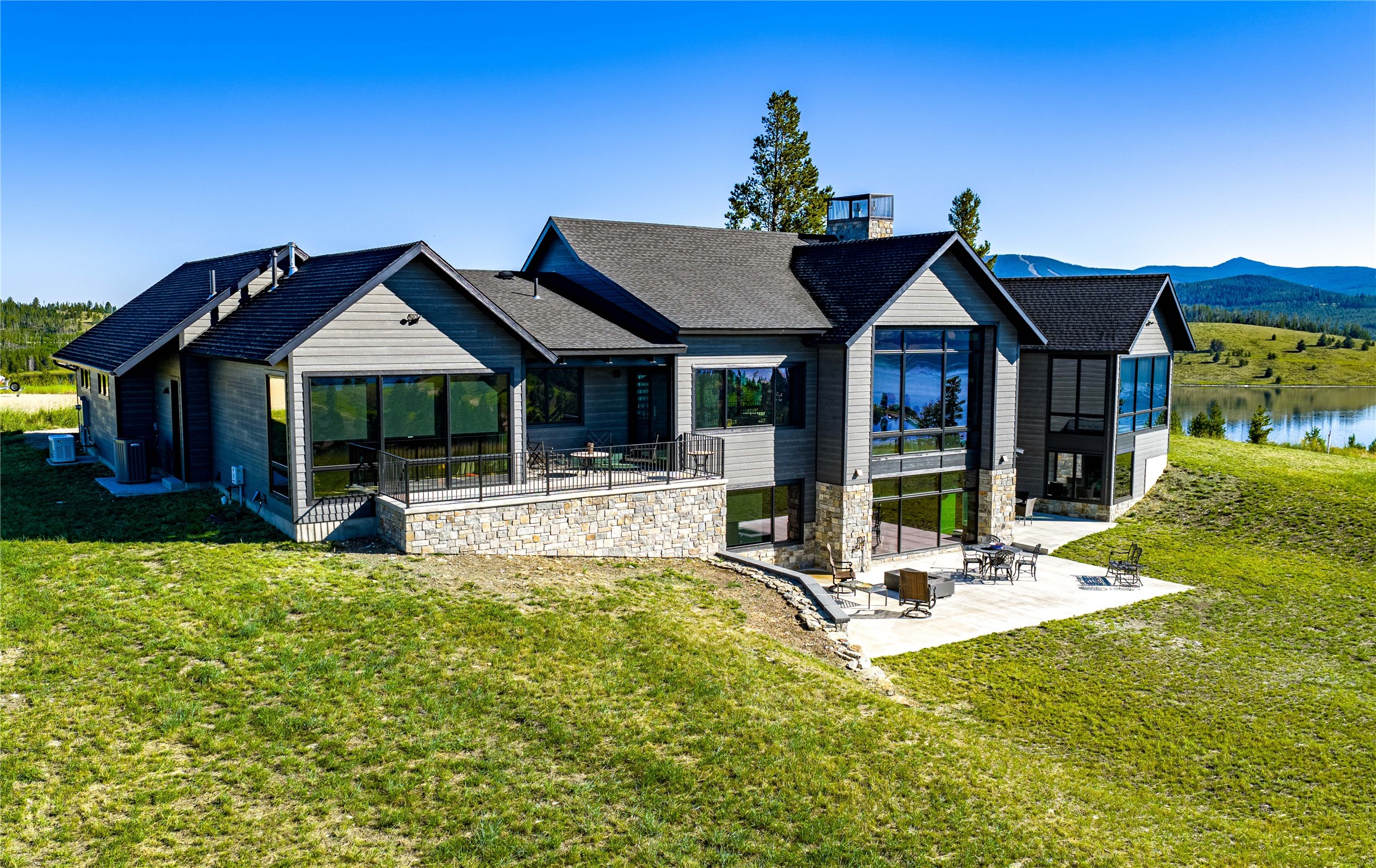 Anaconda, Montana 59711, United States, 4 Bedrooms Bedrooms, ,4 BathroomsBathrooms,Residential,Pending,184590