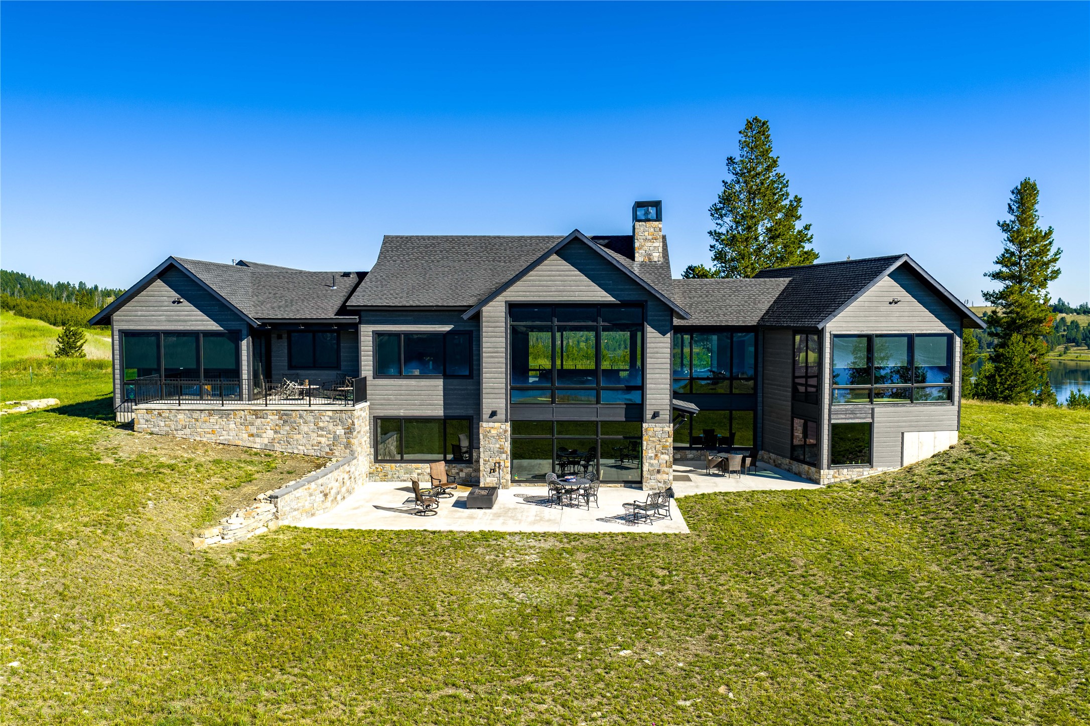 Anaconda, Montana 59711, United States, 4 Bedrooms Bedrooms, ,4 BathroomsBathrooms,Residential,Pending,184590