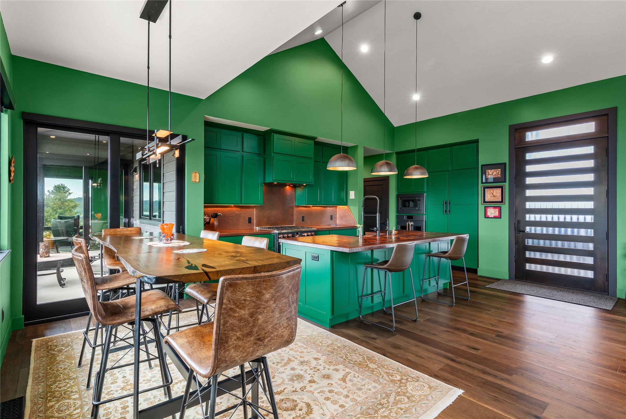 Anaconda, Montana 59711, United States, 4 Bedrooms Bedrooms, ,4 BathroomsBathrooms,Residential,Pending,184590