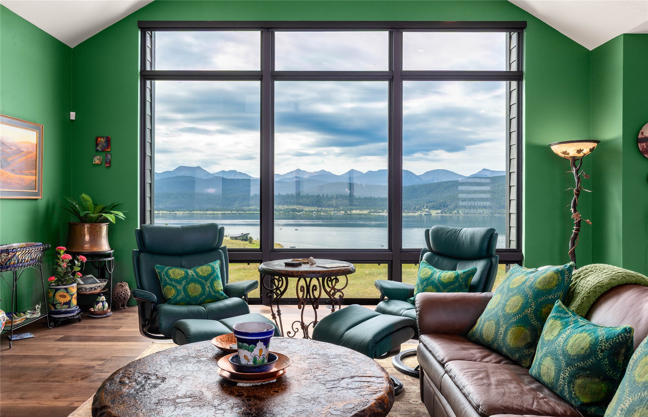 Anaconda, Montana 59711, United States, 4 Bedrooms Bedrooms, ,4 BathroomsBathrooms,Residential,Pending,184590