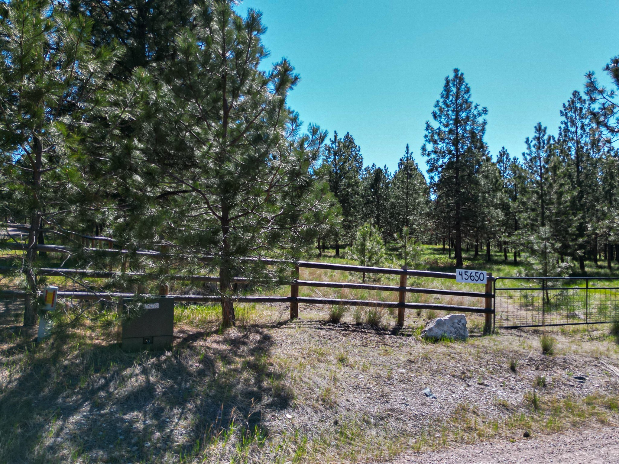 45650 Lark Court