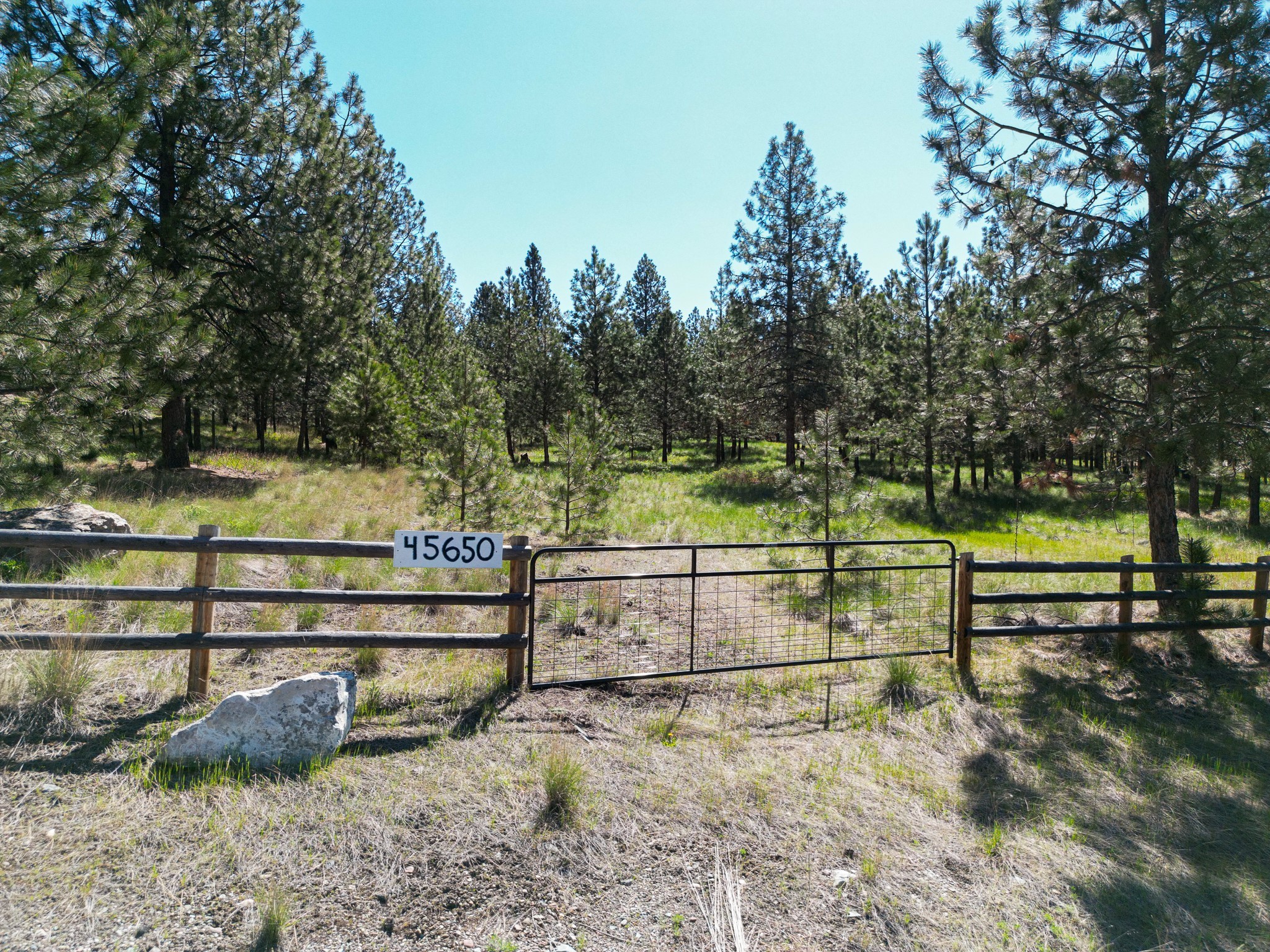 45650 Lark Court