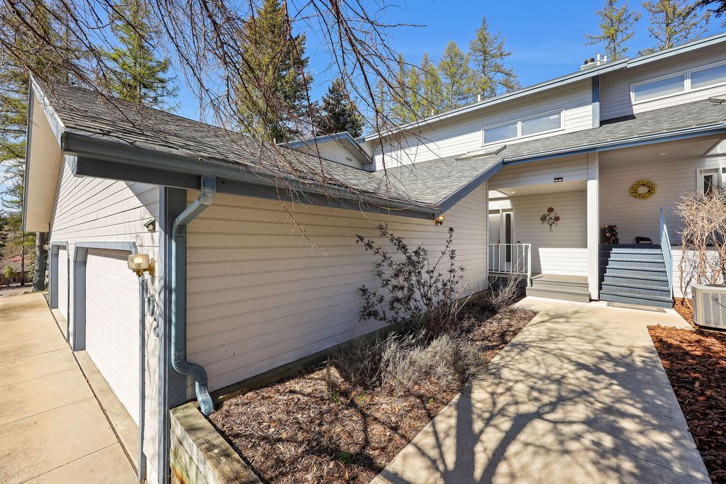 Photo of 103 Spy Glass Hill Way, Columbia Falls, MT 59912 (MLS # 30070140)