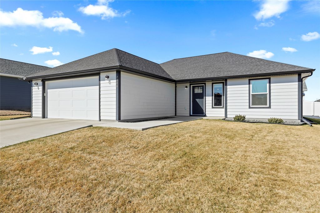 Photo of 2308 22nd Street S, Great Falls, MT 59405 (MLS # 30068650)