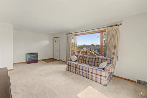 Tiny photo for 1021 Stuart Street, Helena, MT 59601 (MLS # 30075049)