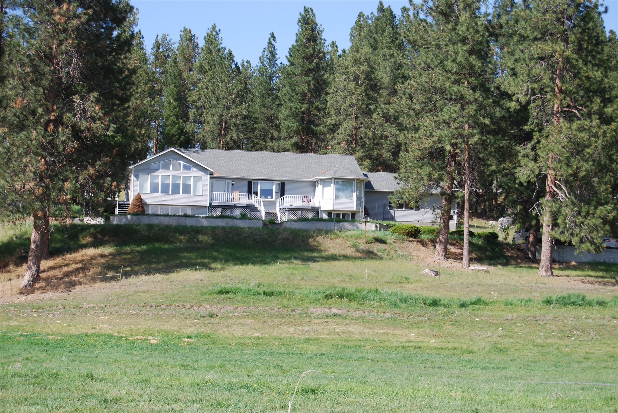 382 Sweathouse Creek Road