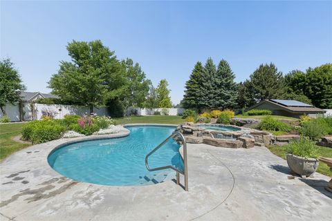 Tiny photo for 119 W Bowman Drive, Kalispell, MT 59901 (MLS # 30065226)