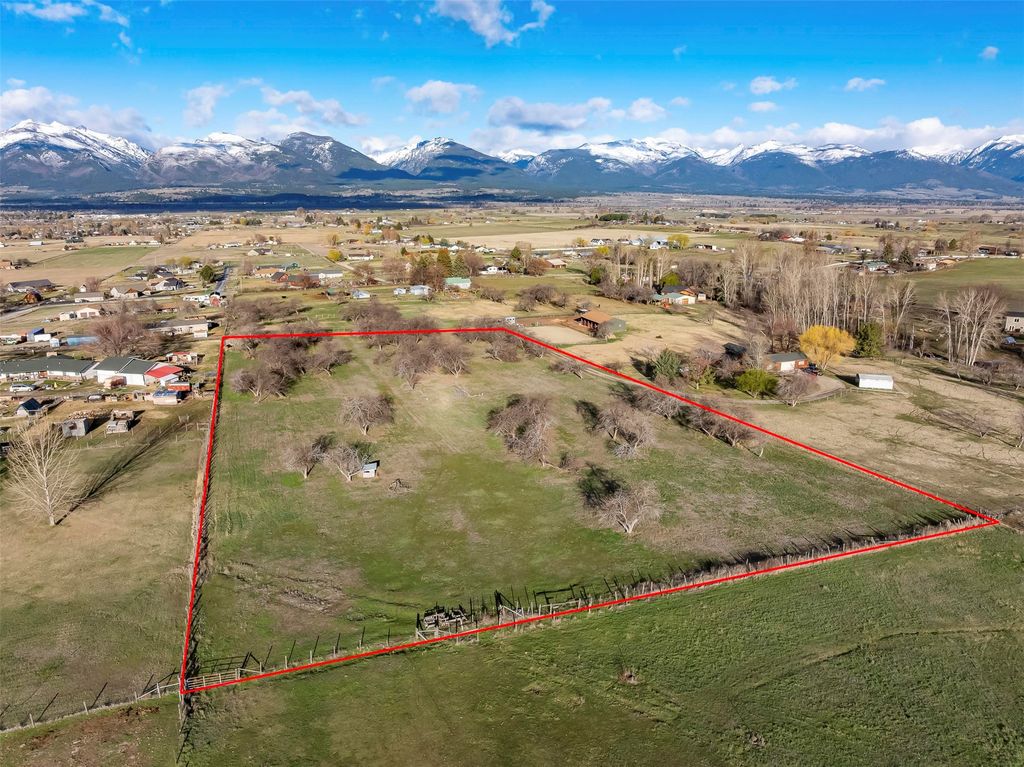 Photo of 1266 Apple Blossom Lane, Corvallis, MT 59828 (MLS # 30067733)