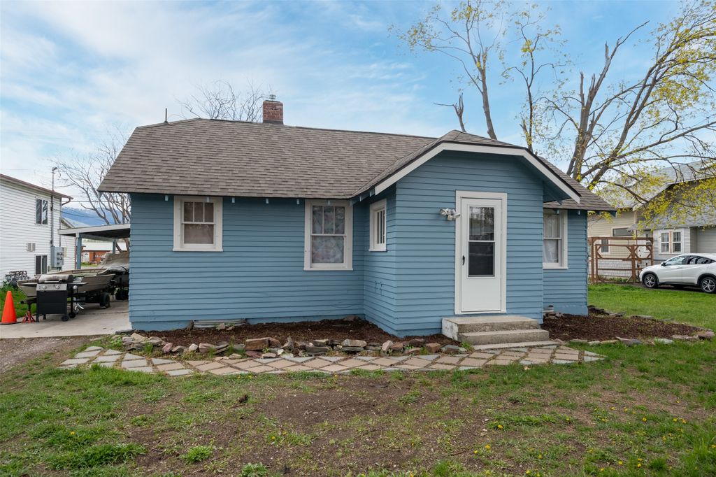 Photo of 1833 S 14th Street W, Missoula, MT 59801 (MLS # 30068823)