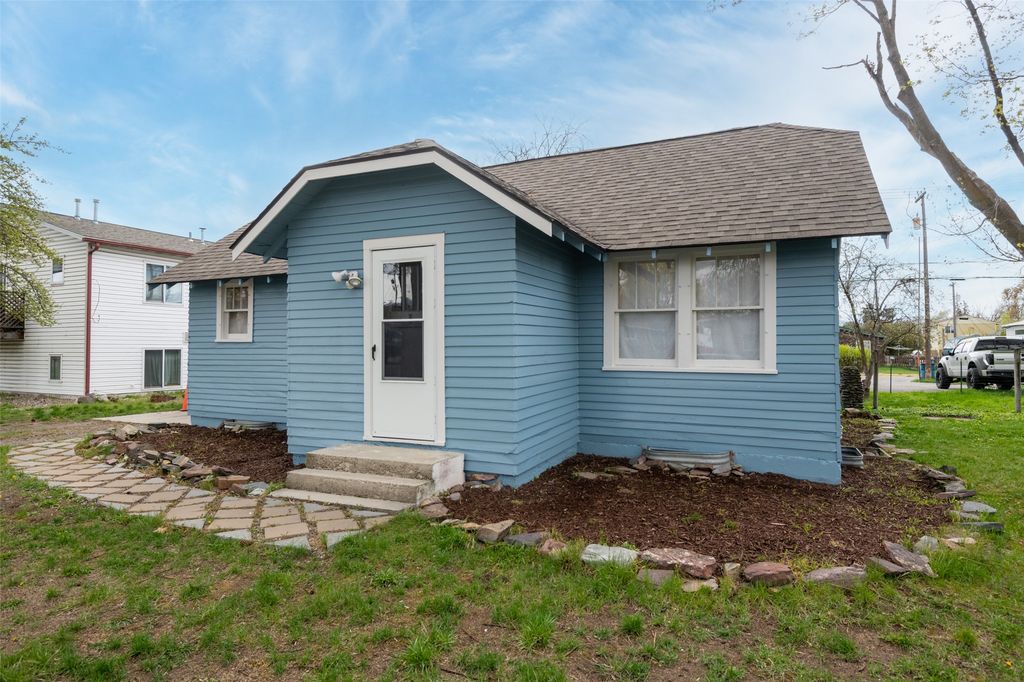 Photo of 1833 S 14th Street W, Missoula, MT 59801 (MLS # 30068823)