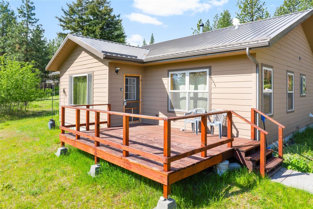 Photo of 1112 Judd Creek Hollow, Hamilton, MT 59840 (MLS # 30058442)