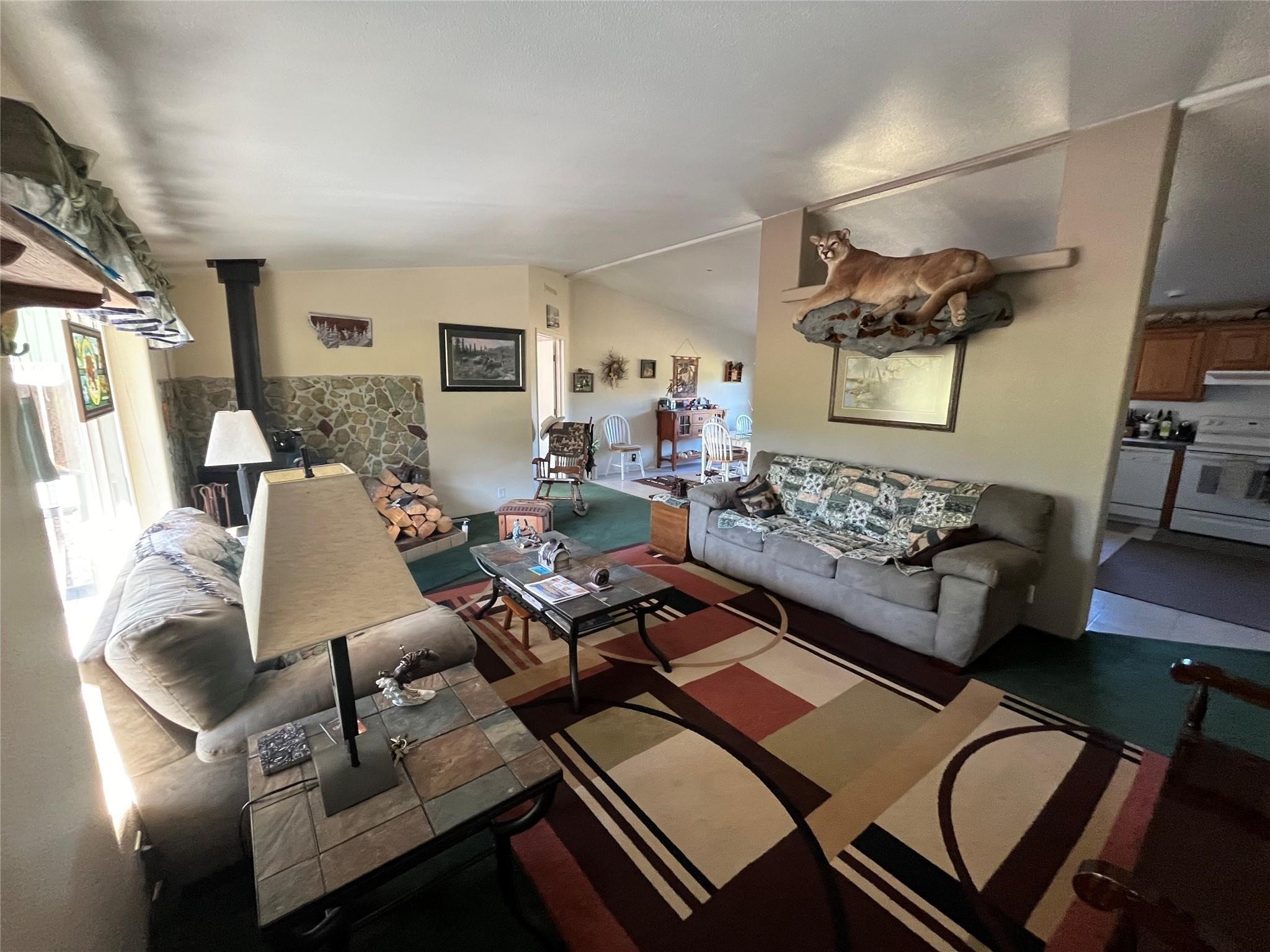 5 W Creekside Court