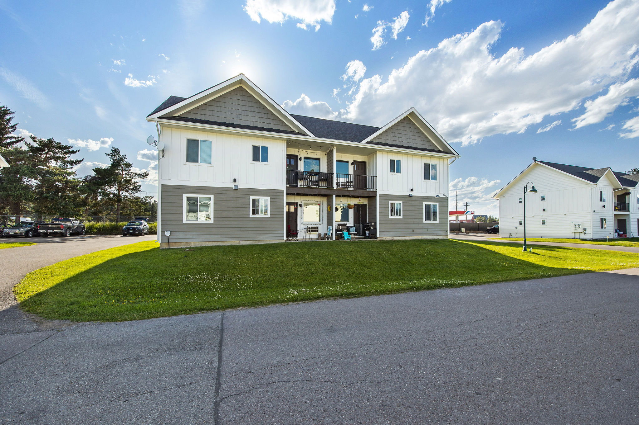 138 Jewel Basin Court