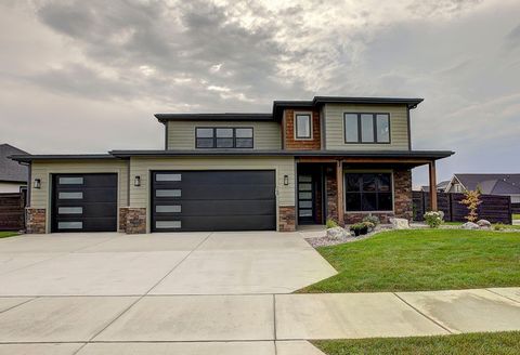Photo of 168 W Monture Ridge, Kalispell, MT 59901 (MLS # 30057783)