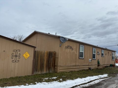 Photo of 1320 Willow Glen Drive, Kalispell, MT 59901 (MLS # 30067078)