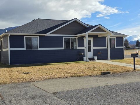 Photo of 3138 Wynne Avenue, Butte, MT 59701 (MLS # 30062059)