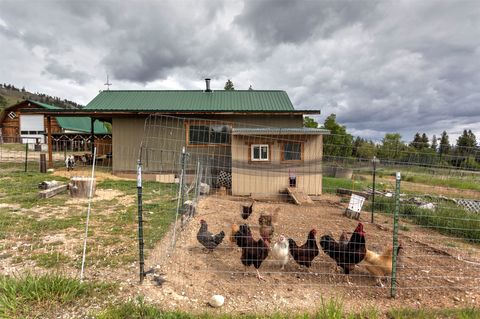 Tiny photo for 959 W Cow Creek Road, Hamilton, MT 59840 (MLS # 30068406)