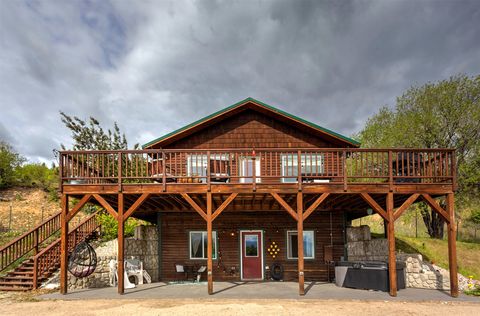 Tiny photo for 959 W Cow Creek Road, Hamilton, MT 59840 (MLS # 30068406)