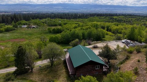 Tiny photo for 959 W Cow Creek Road, Hamilton, MT 59840 (MLS # 30068406)