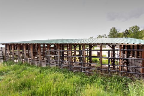 Tiny photo for 959 W Cow Creek Road, Hamilton, MT 59840 (MLS # 30068406)