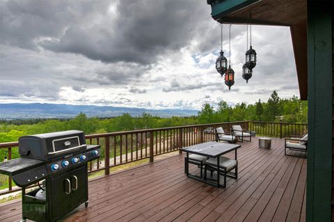 Tiny photo for 959 W Cow Creek Road, Hamilton, MT 59840 (MLS # 30068406)