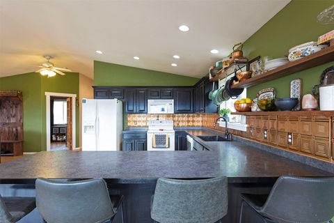 Tiny photo for 959 W Cow Creek Road, Hamilton, MT 59840 (MLS # 30068406)