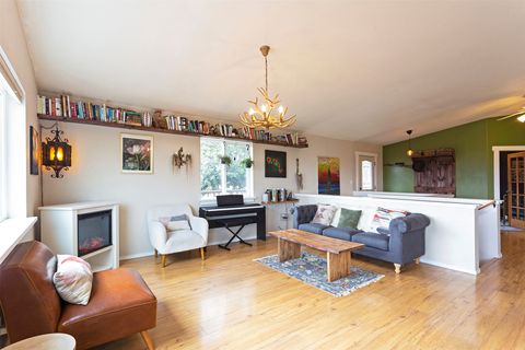 Tiny photo for 959 W Cow Creek Road, Hamilton, MT 59840 (MLS # 30068406)