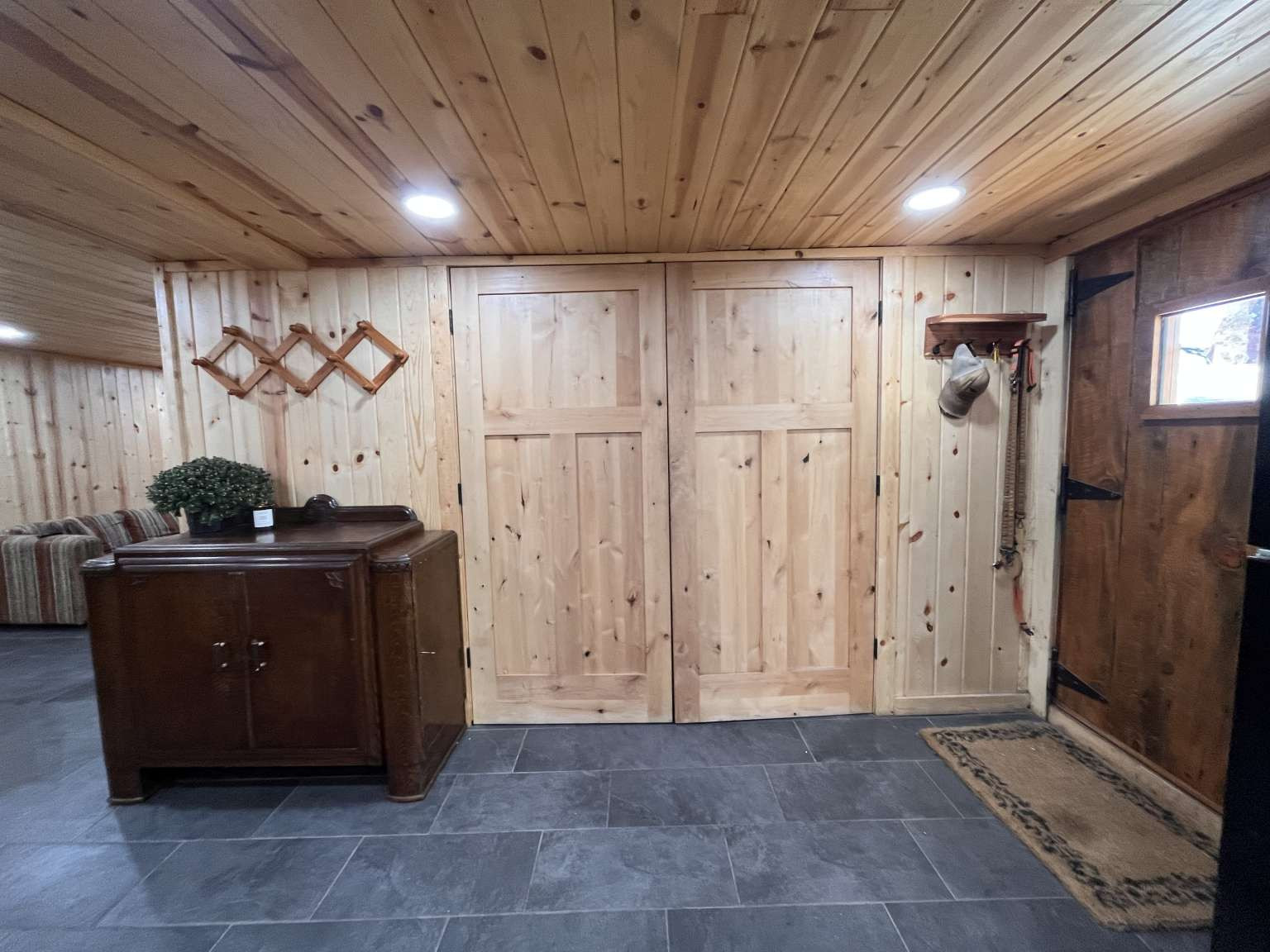 110 E College Street