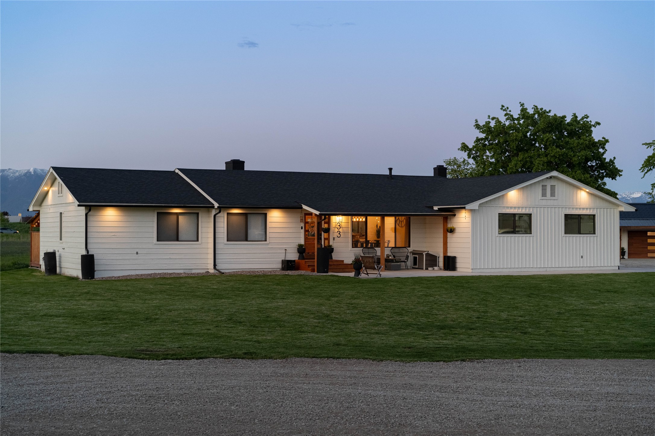 33 Hathaway Lane