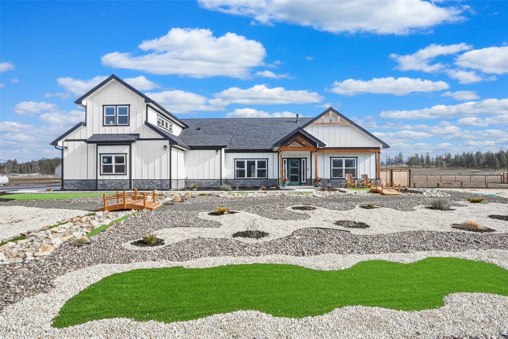 Photo of 5304 Gabriels Way, Stevensville, MT 59870 (MLS # 30065296)