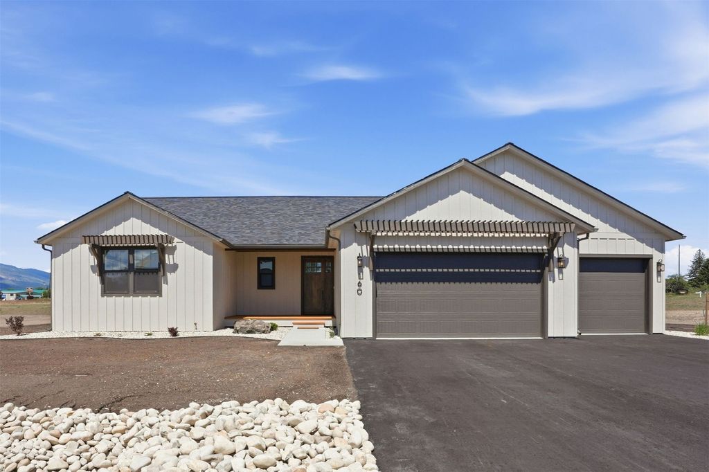 Photo of 160 Irene Drive, Hamilton, MT 59840 (MLS # 30071571)
