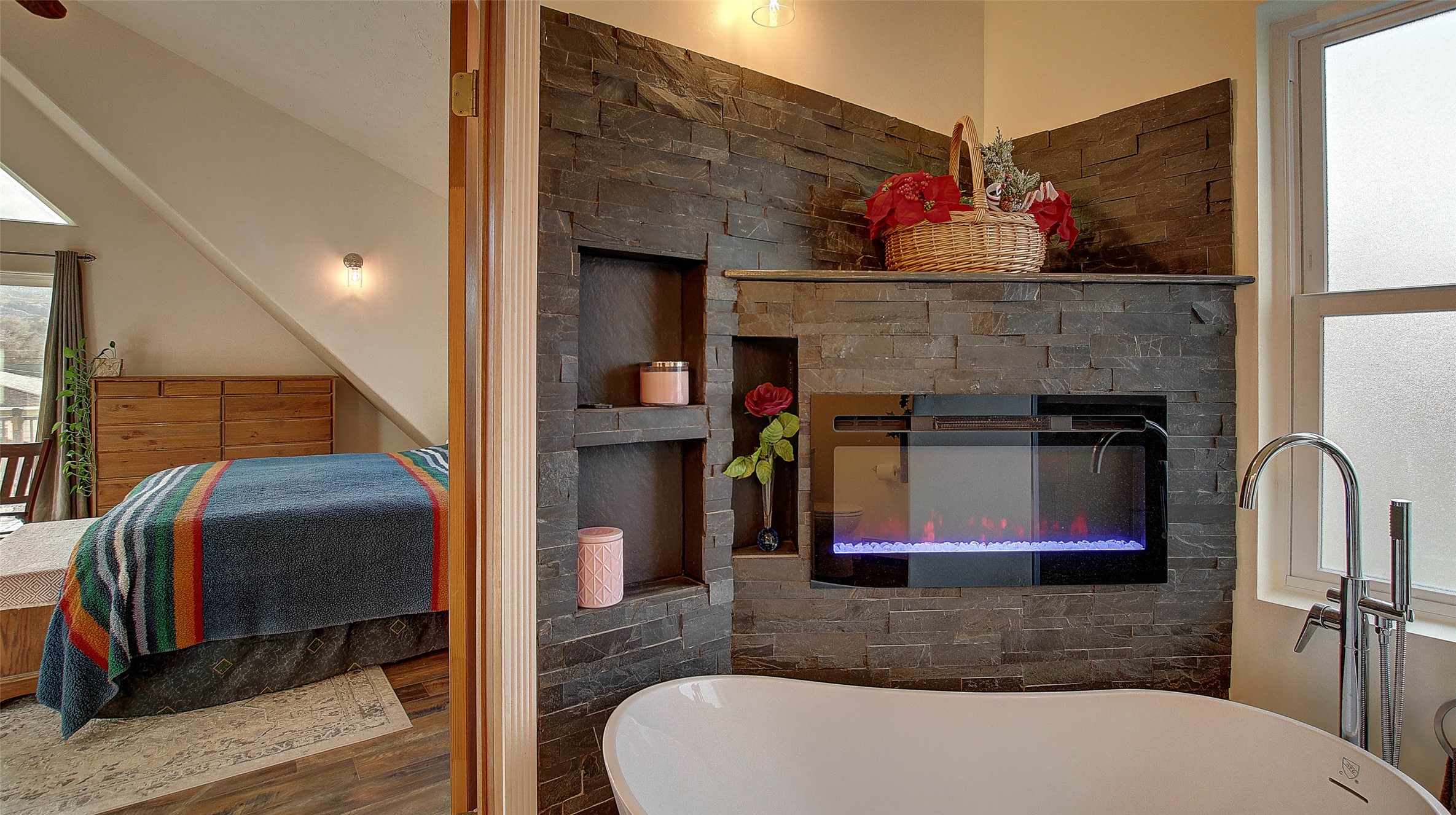 Missoula, Montana 59801, United States, 5 Bedrooms Bedrooms, ,2 BathroomsBathrooms,Residential,Active,256395