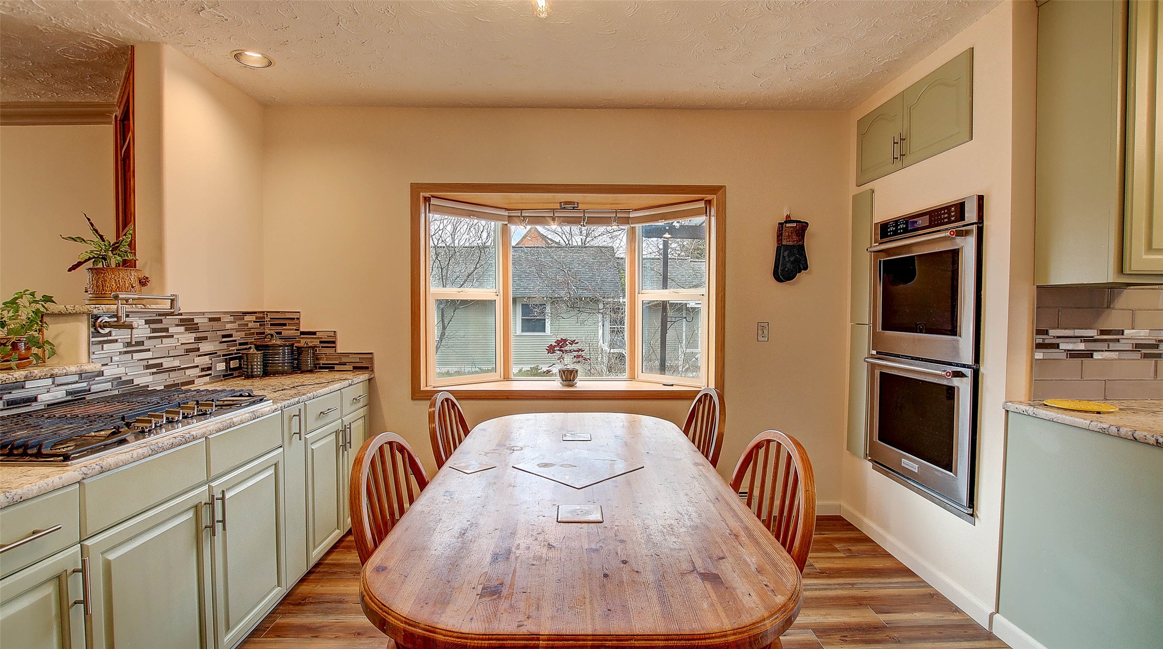 Missoula, Montana 59801, United States, 5 Bedrooms Bedrooms, ,2 BathroomsBathrooms,Residential,Active,256395