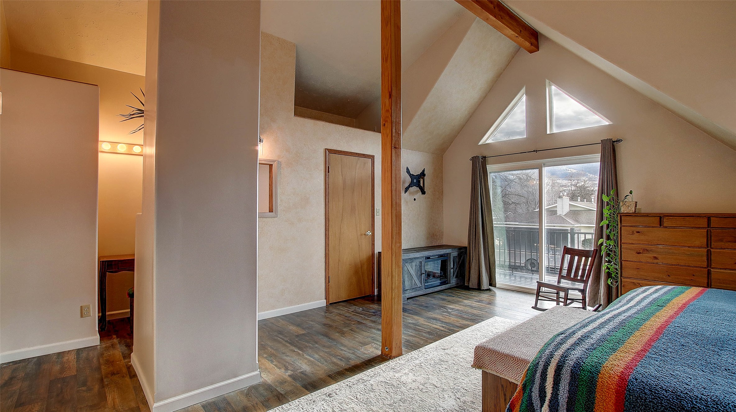 Missoula, Montana 59801, United States, 5 Bedrooms Bedrooms, ,2 BathroomsBathrooms,Residential,Active,256395