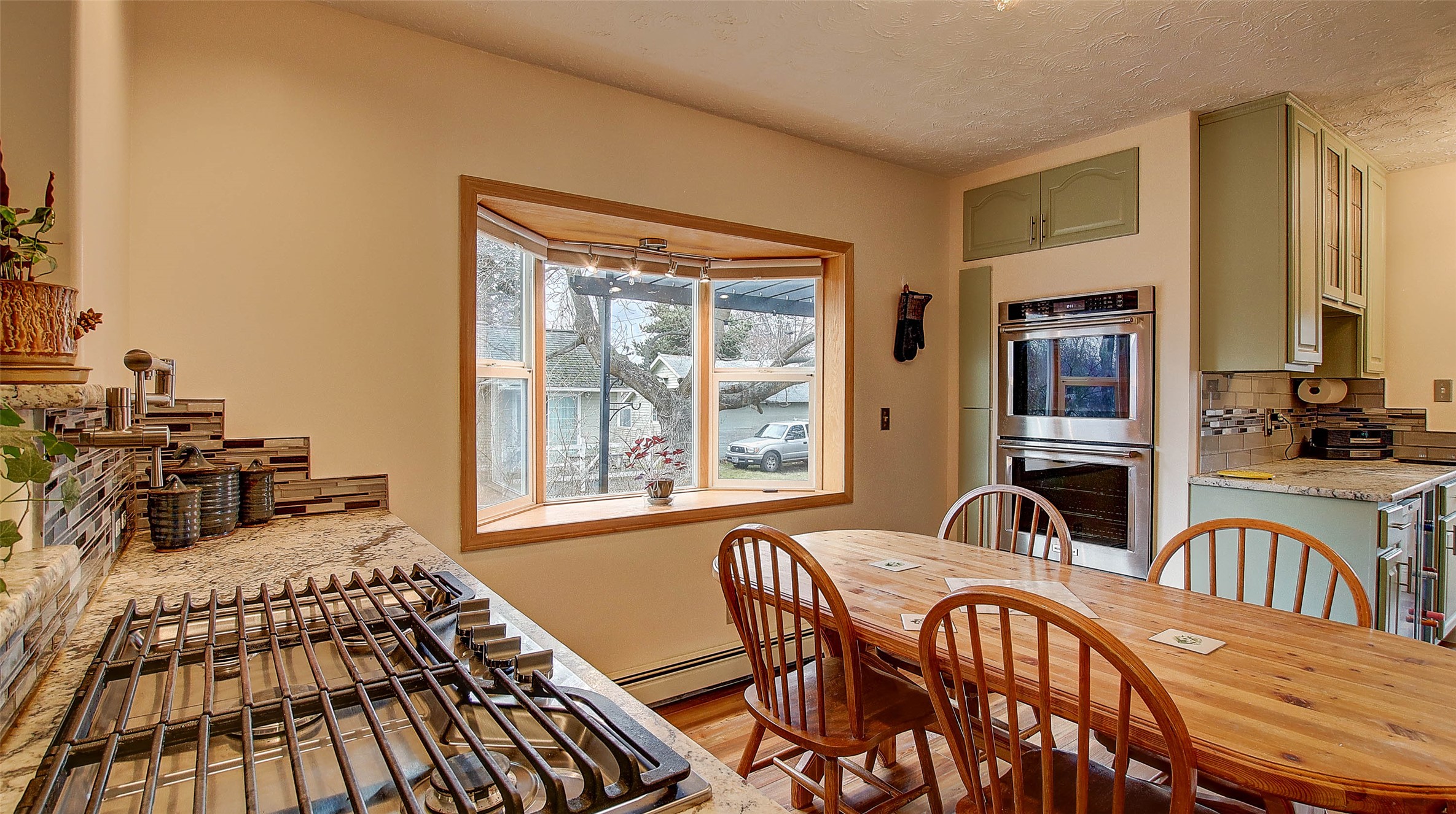 Missoula, Montana 59801, United States, 5 Bedrooms Bedrooms, ,2 BathroomsBathrooms,Residential,Active,256395