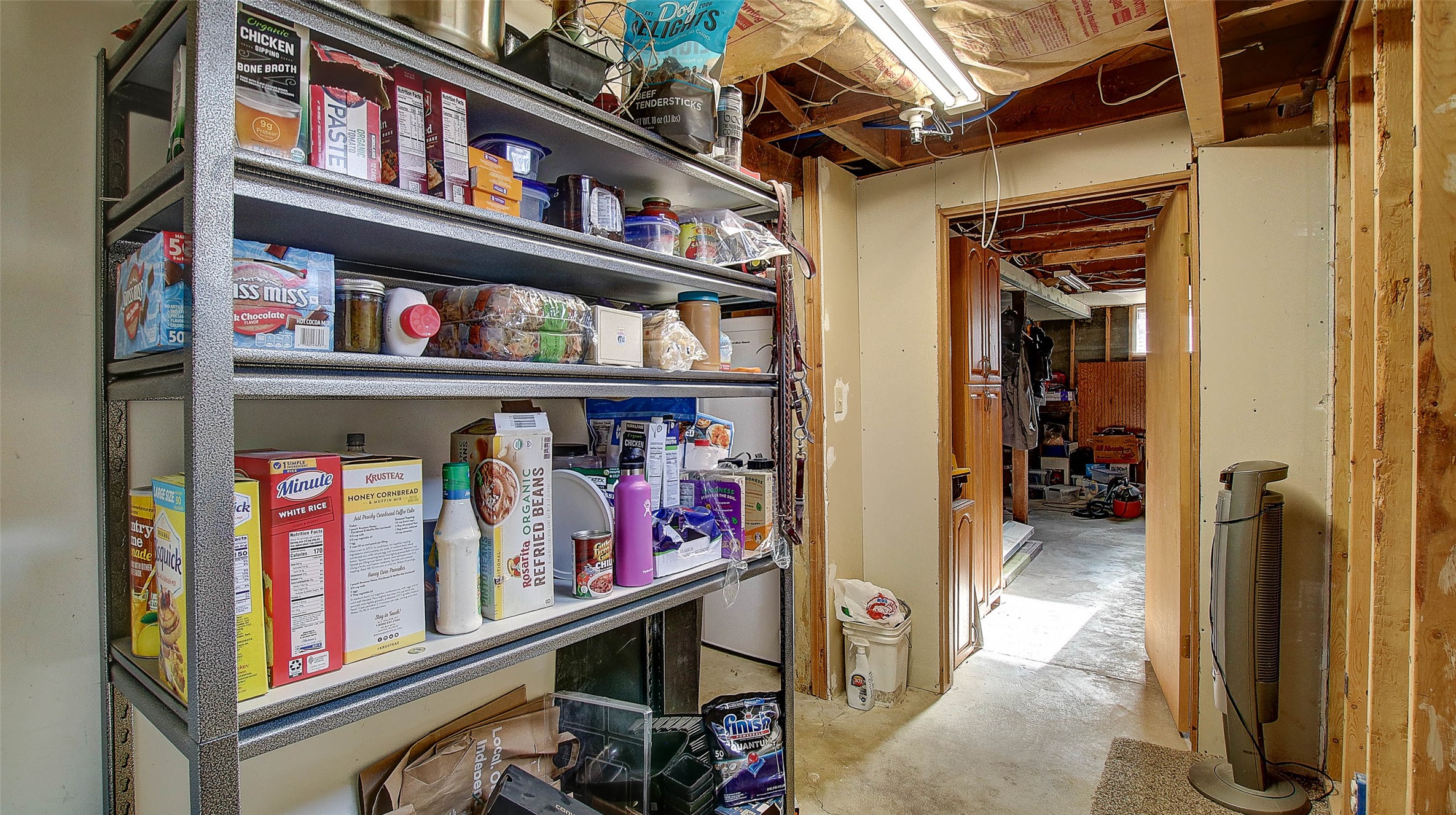 Missoula, Montana 59801, United States, 5 Bedrooms Bedrooms, ,2 BathroomsBathrooms,Residential,Active,256395