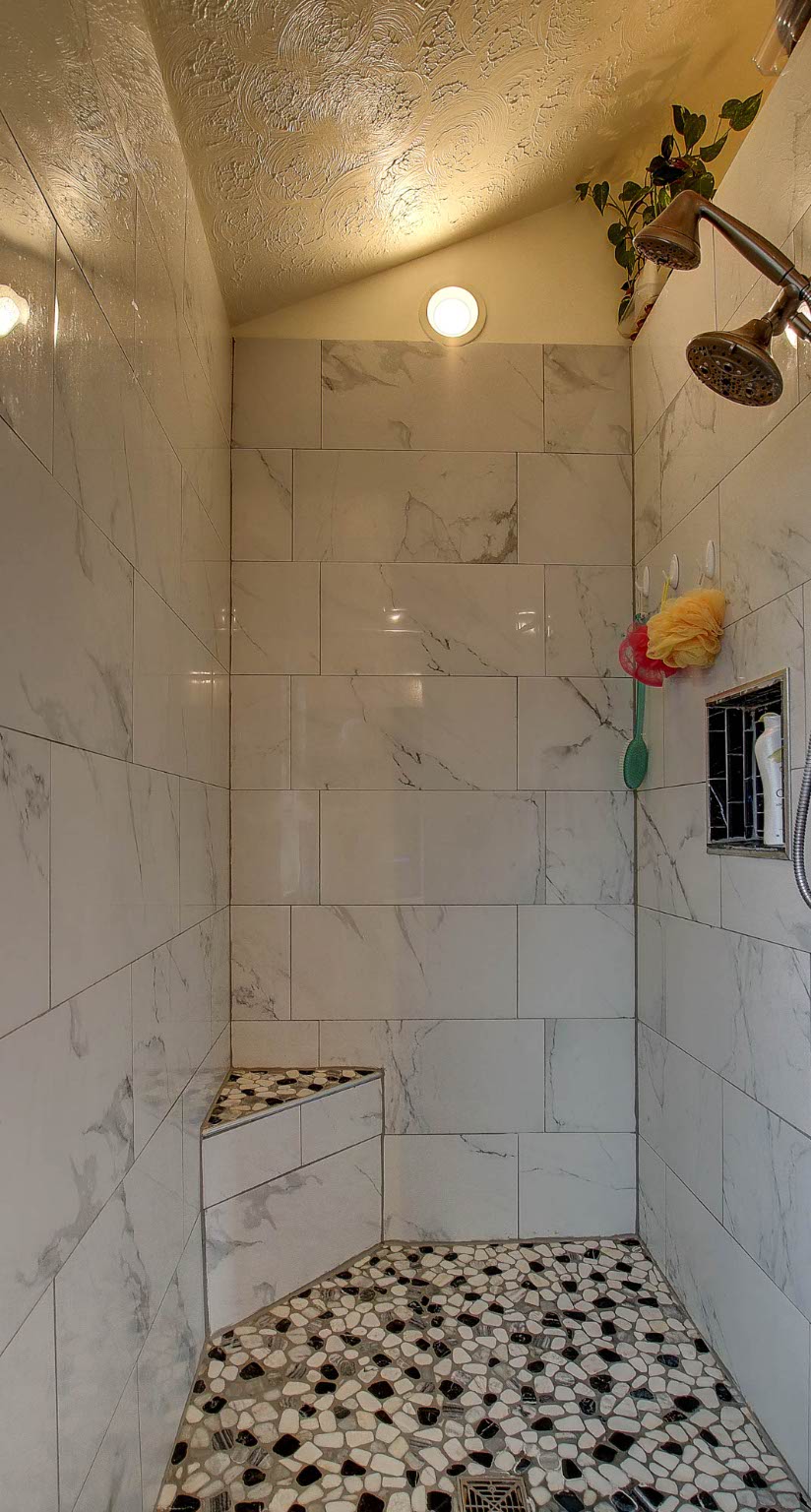 Missoula, Montana 59801, United States, 5 Bedrooms Bedrooms, ,2 BathroomsBathrooms,Residential,Active,256395